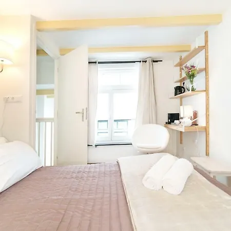 A'dam Centraal 51 * Amsterdam